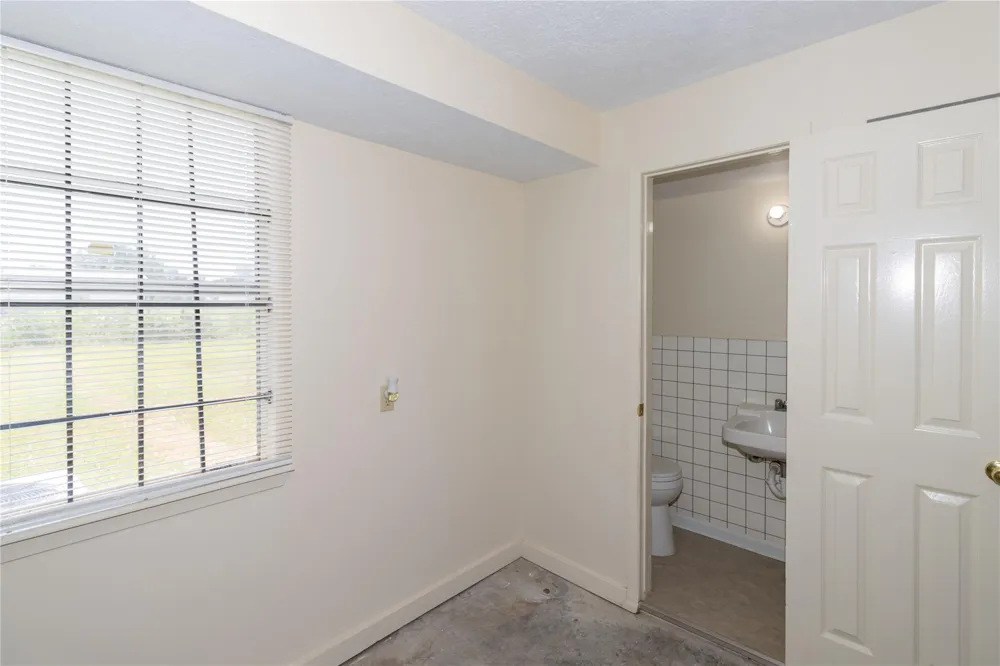 306 Virginia Drive Fresno, TX 77545