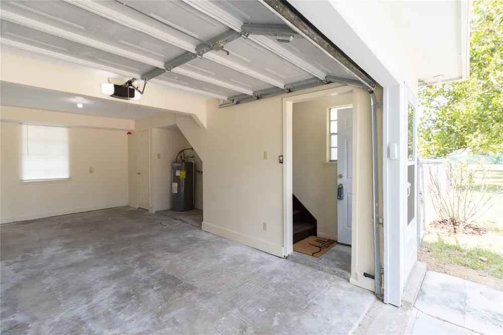 306 Virginia Drive Fresno, TX 77545