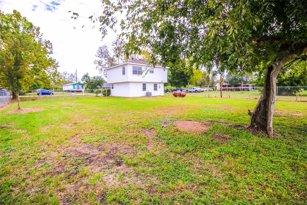 306 Virginia Drive Fresno, TX 77545