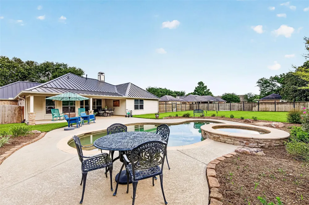 3326 River Bend Drive Rosenberg, TX 77471