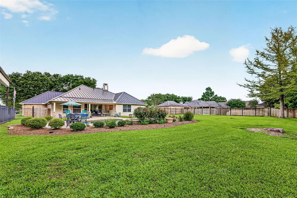 3326 River Bend Drive Rosenberg, TX 77471