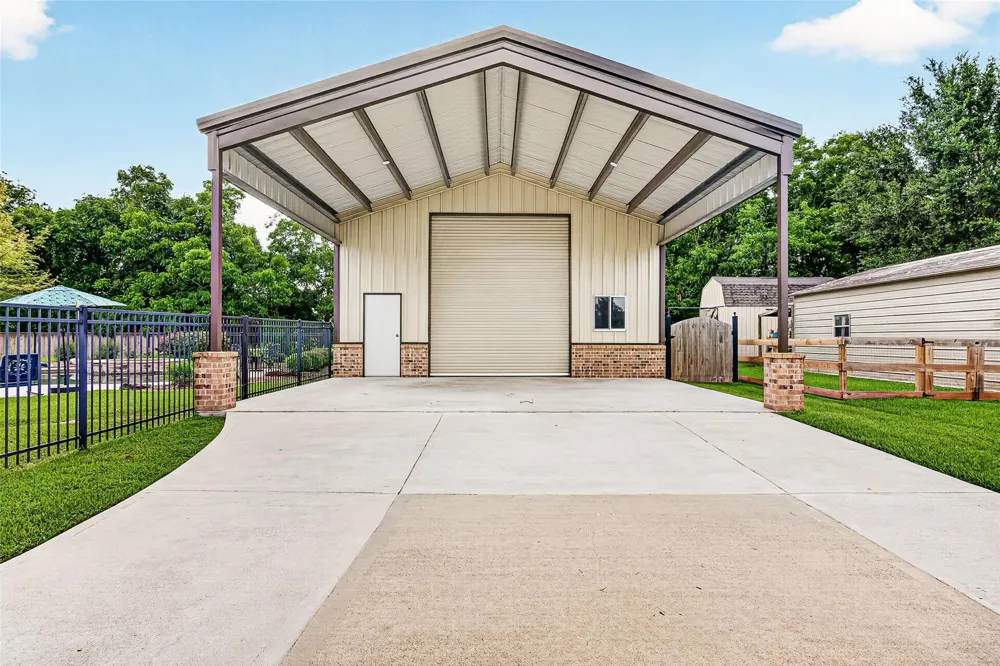 3326 River Bend Drive Rosenberg, TX 77471