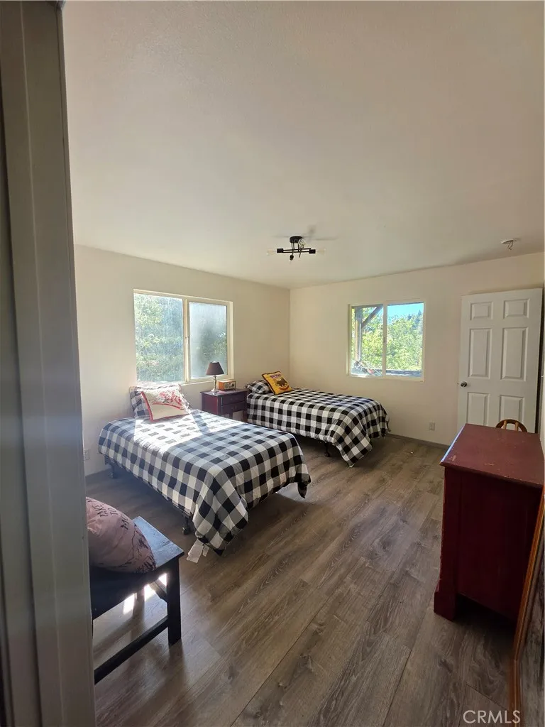 2734 Preston Running Springs, CA 92382