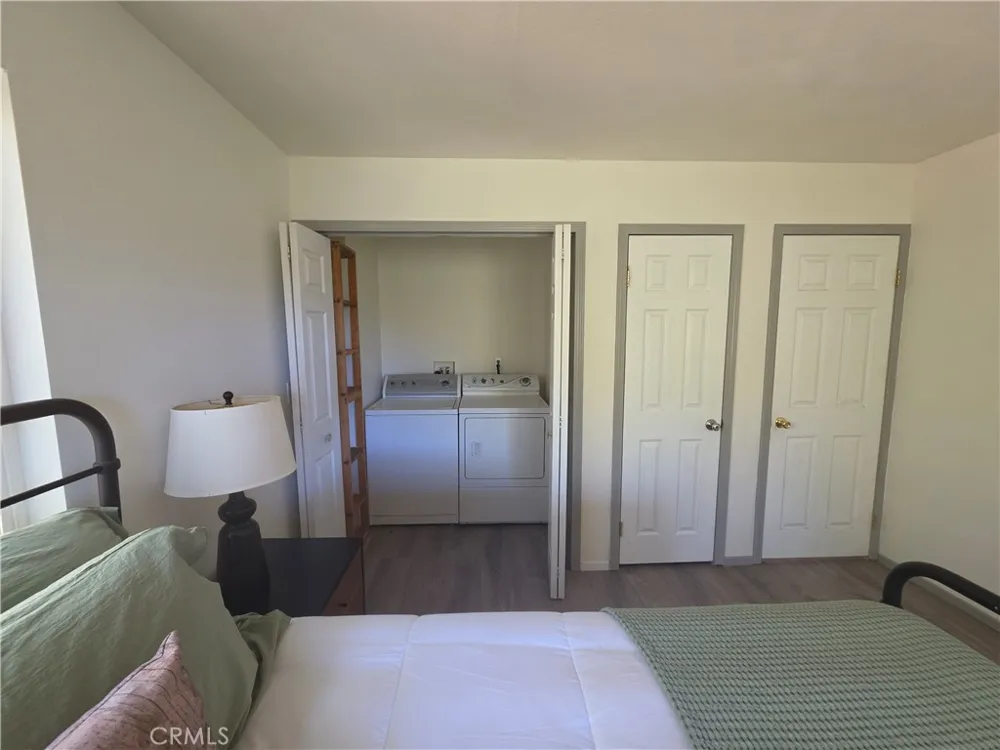 2734 Preston Running Springs, CA 92382