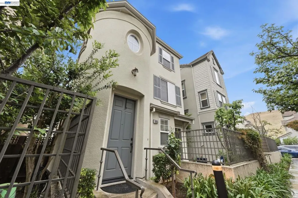 6005 Hillbrook Dublin, CA 94568