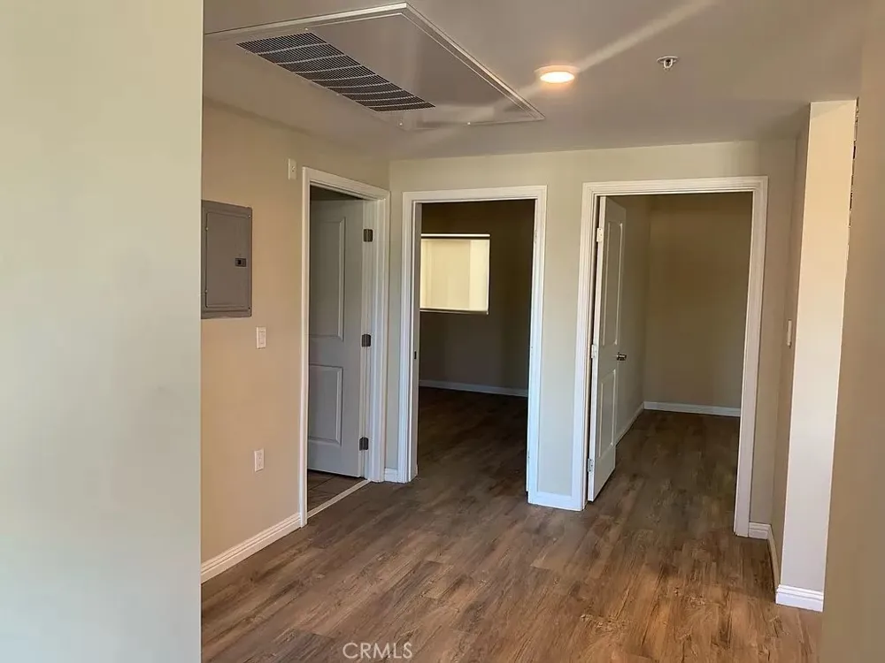 11442 Victory Boulevard #303 North Hollywood, CA 91606