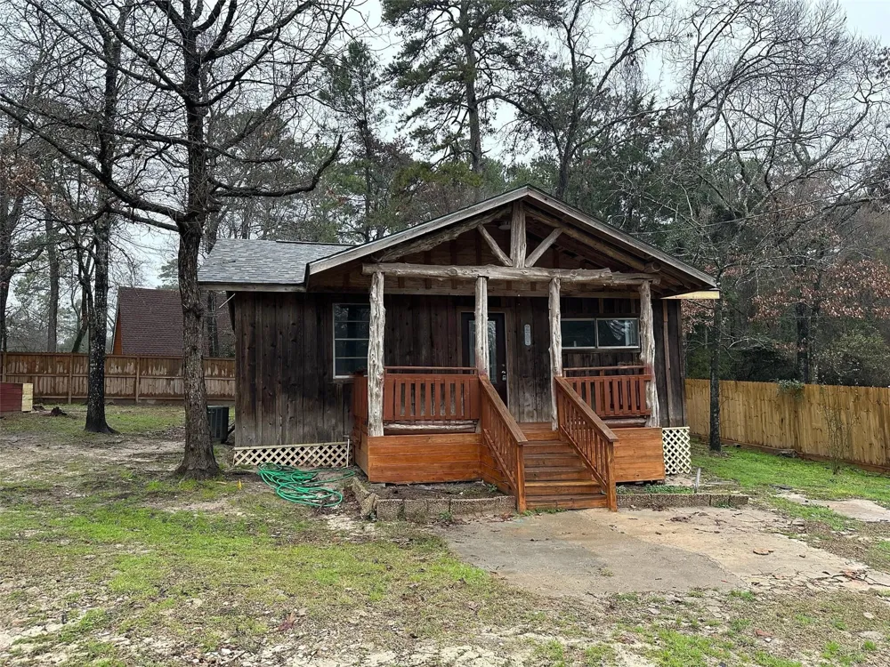 6390 Bonanza Drive Montgomery, TX 77316