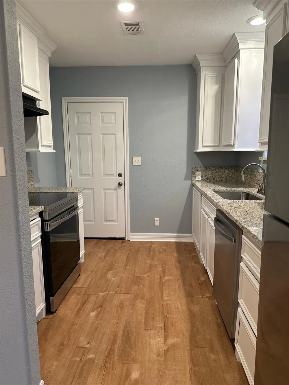6390 Bonanza Drive Montgomery, TX 77316