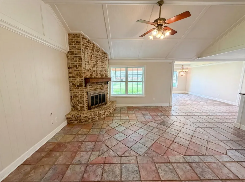 1902 New Orleans Street Deer Park, TX 77536