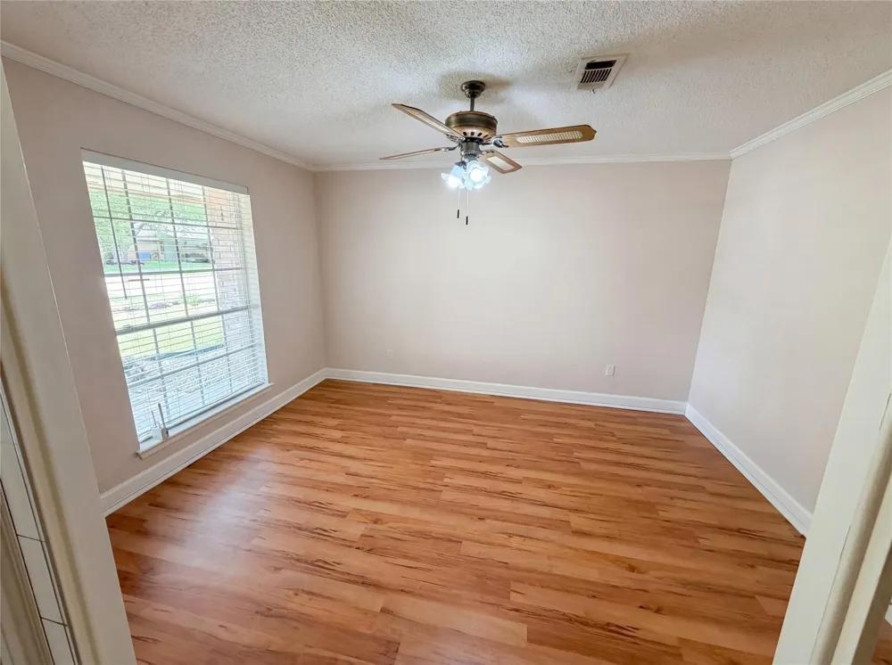 1902 New Orleans Street Deer Park, TX 77536