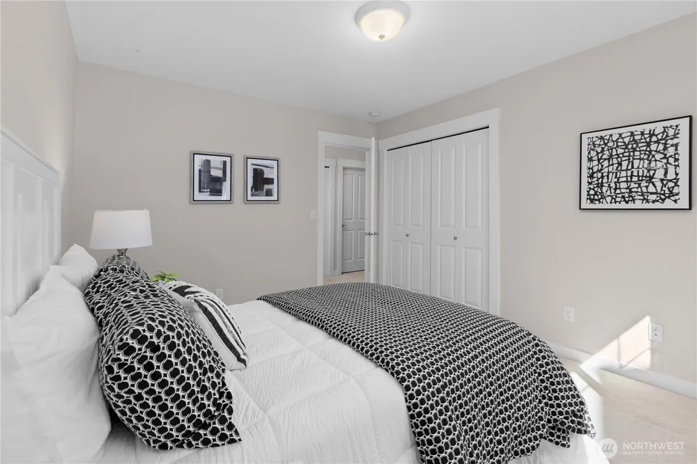 2743 NE 103rd Street Seattle, WA 98125