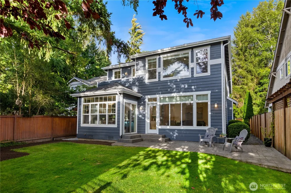 2743 NE 103rd Street Seattle, WA 98125