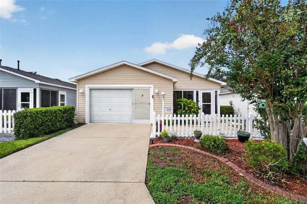 17458 SE 82ND ROSLYN COURT The Villages, FL 32162