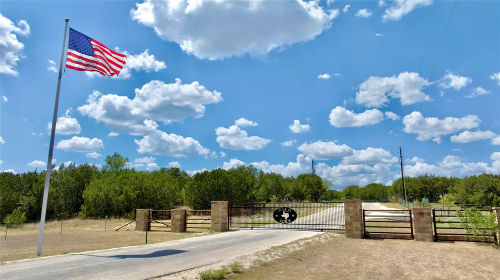 31 Donnie Drive Lampasas, TX 76550