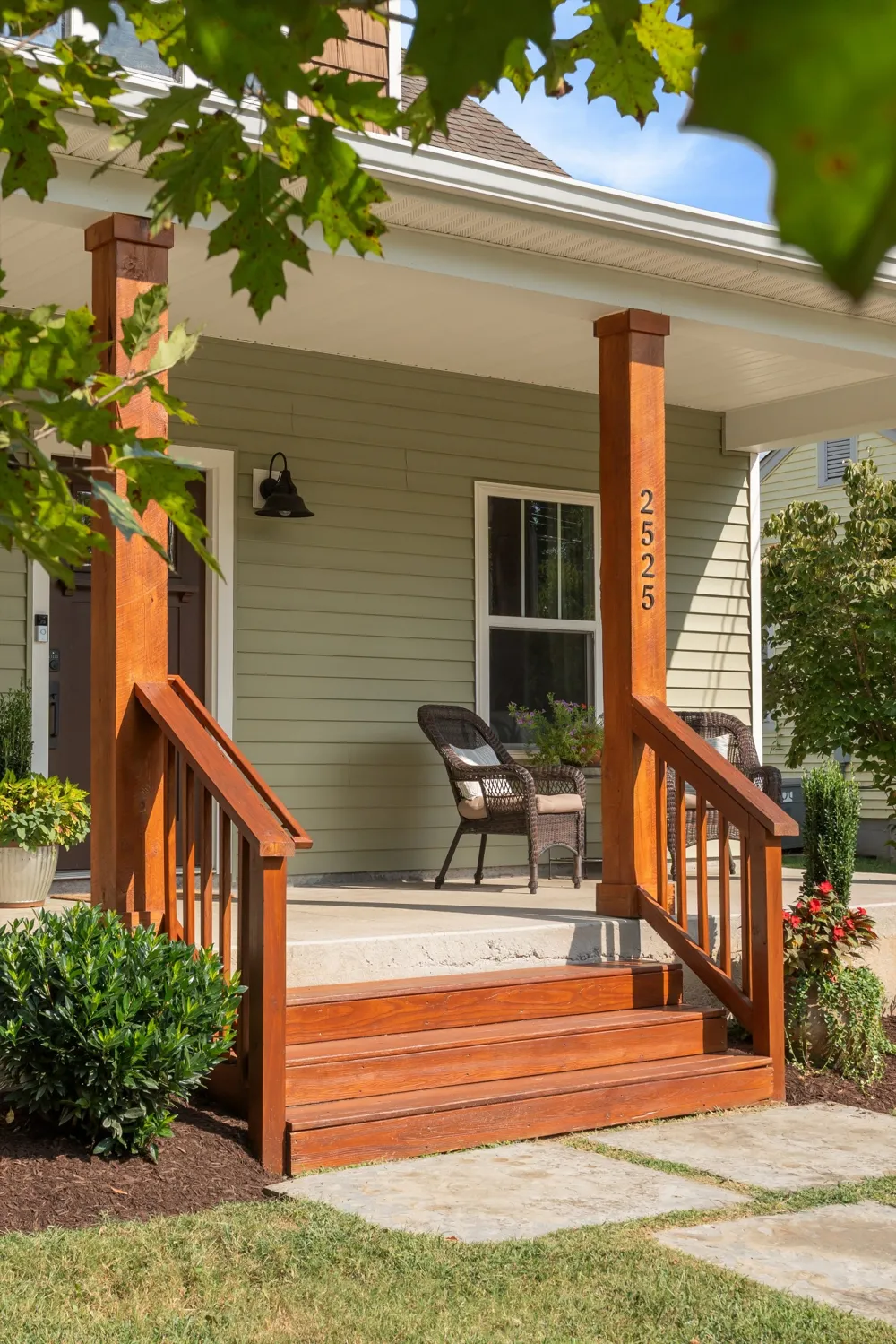 2525 Flamingo Dr Nashville, TN 37207