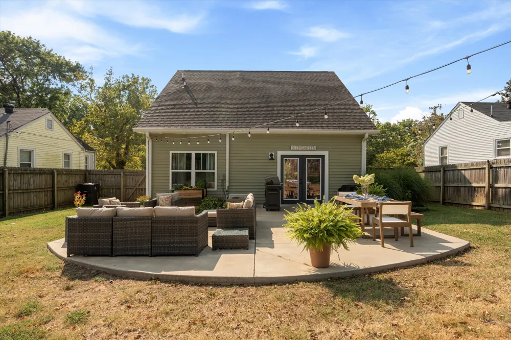 2525 Flamingo Dr Nashville, TN 37207