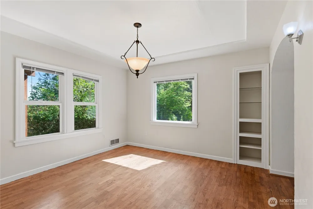 840 11th Avenue Fox Island, WA 98333
