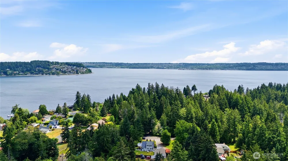 840 11th Avenue Fox Island, WA 98333