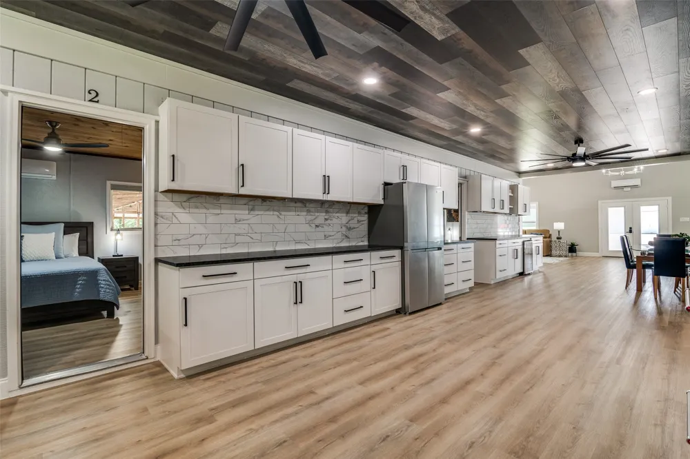 558 Private RD 7423 Emory, TX 75440