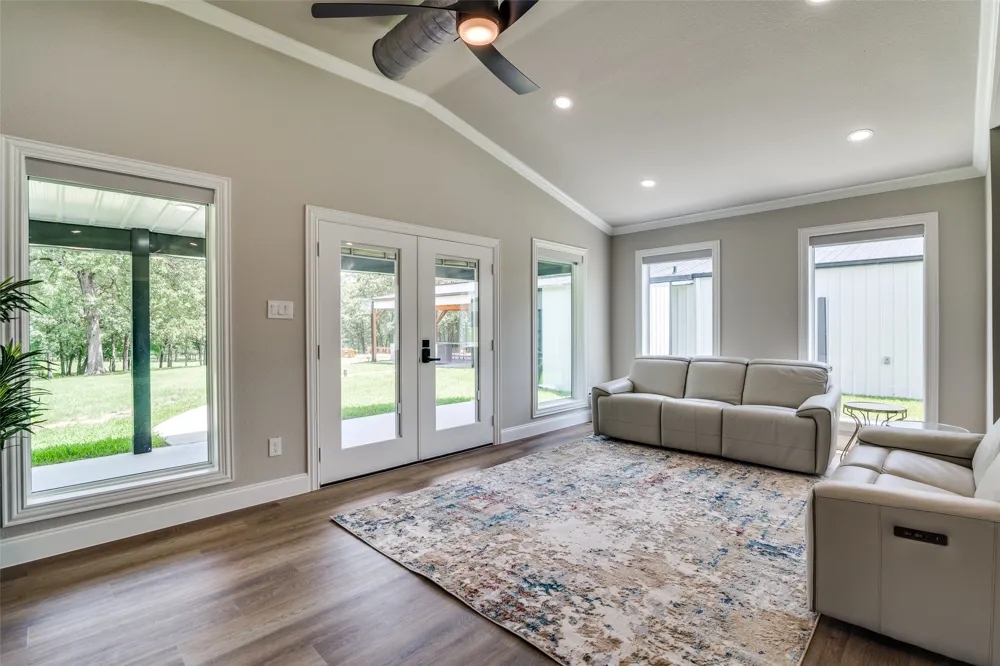 558 Private RD 7423 Emory, TX 75440