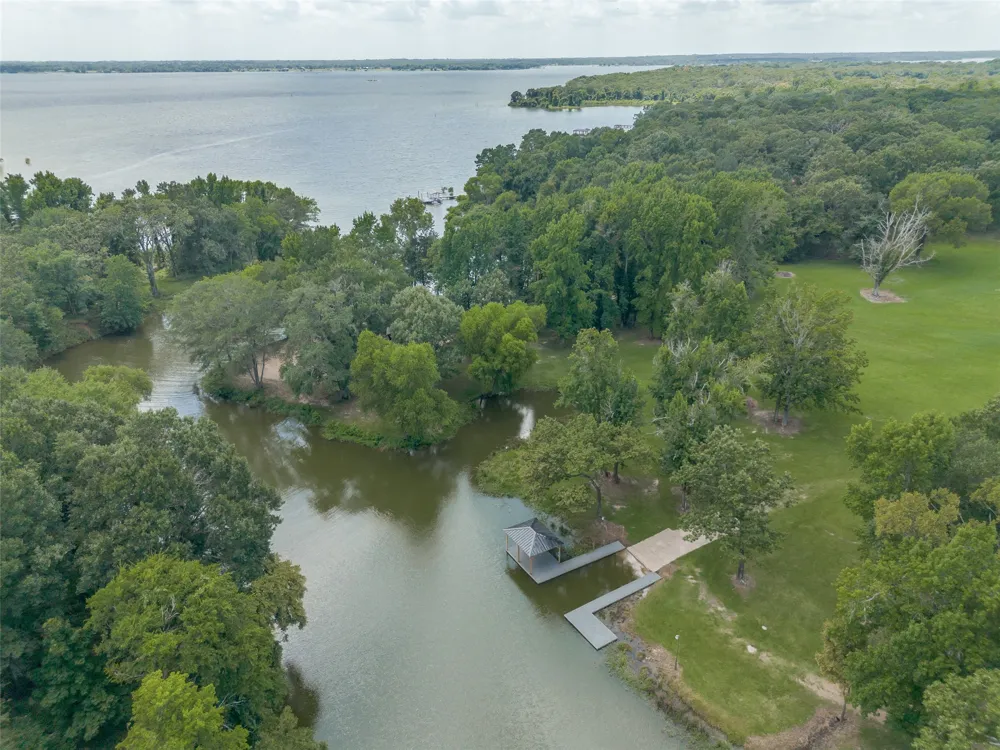558 Private RD 7423 Emory, TX 75440