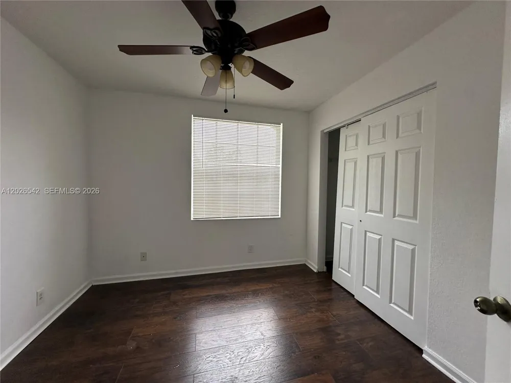824 Summit Lake West Palm Beach, FL 33406
