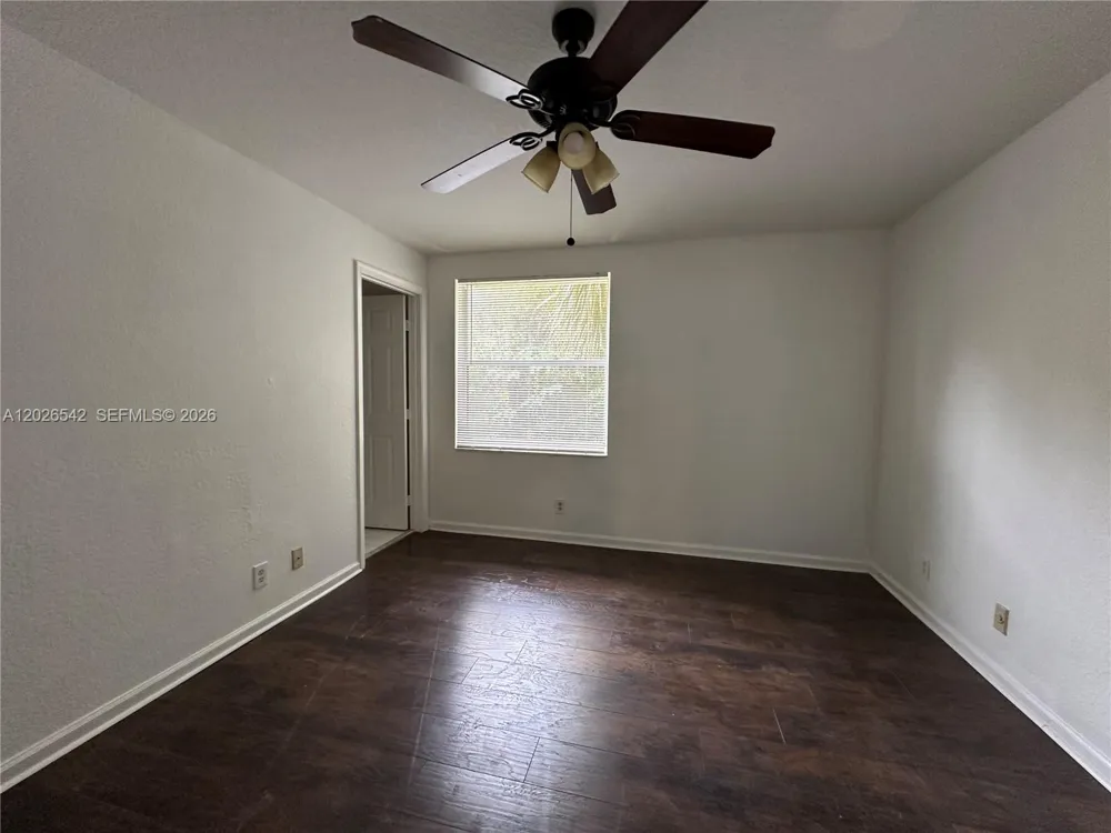 824 Summit Lake West Palm Beach, FL 33406