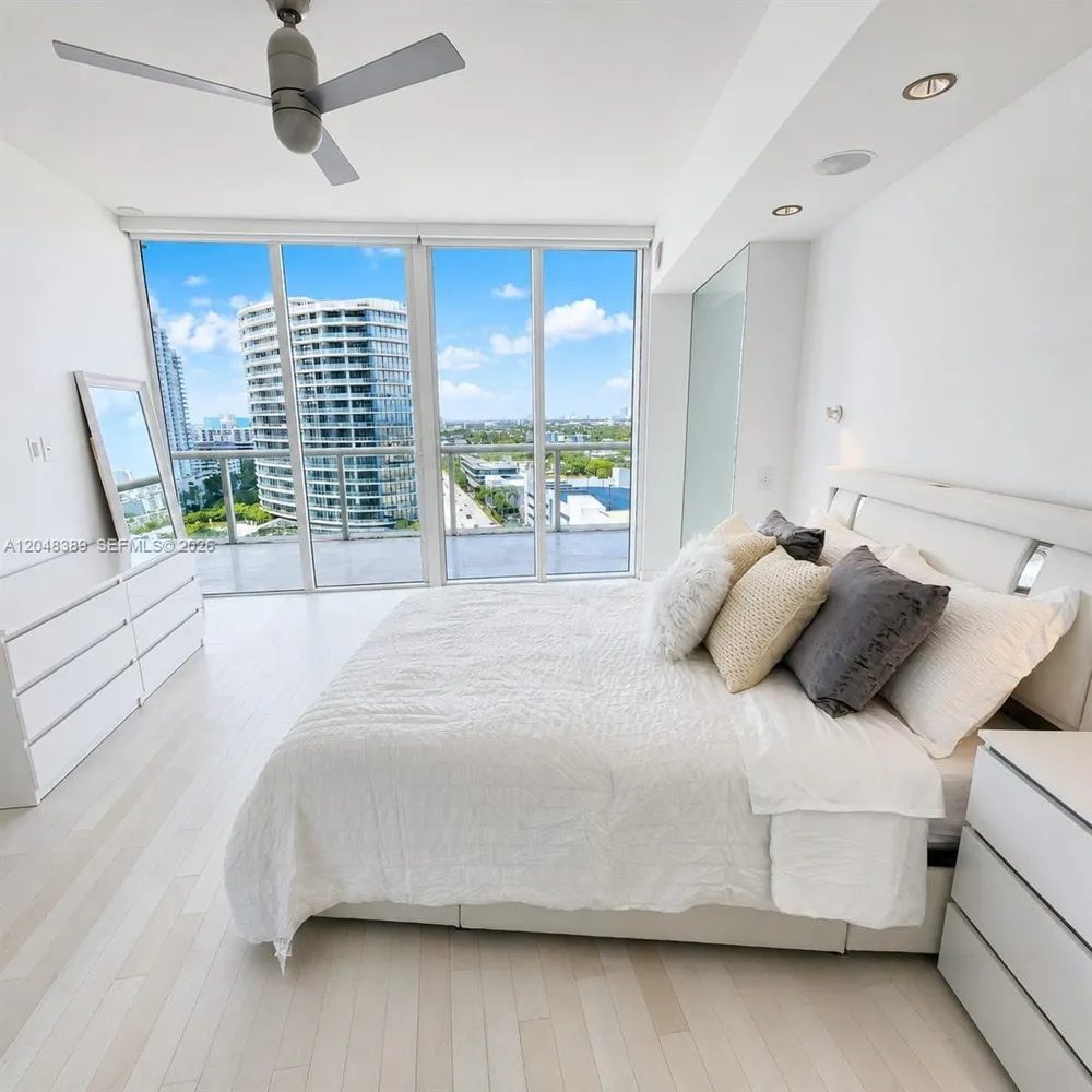 450 Alton Rd #1606 Miami Beach, FL 33139