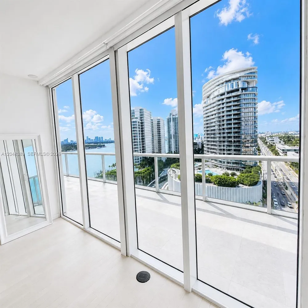 450 Alton Rd #1606 Miami Beach, FL 33139