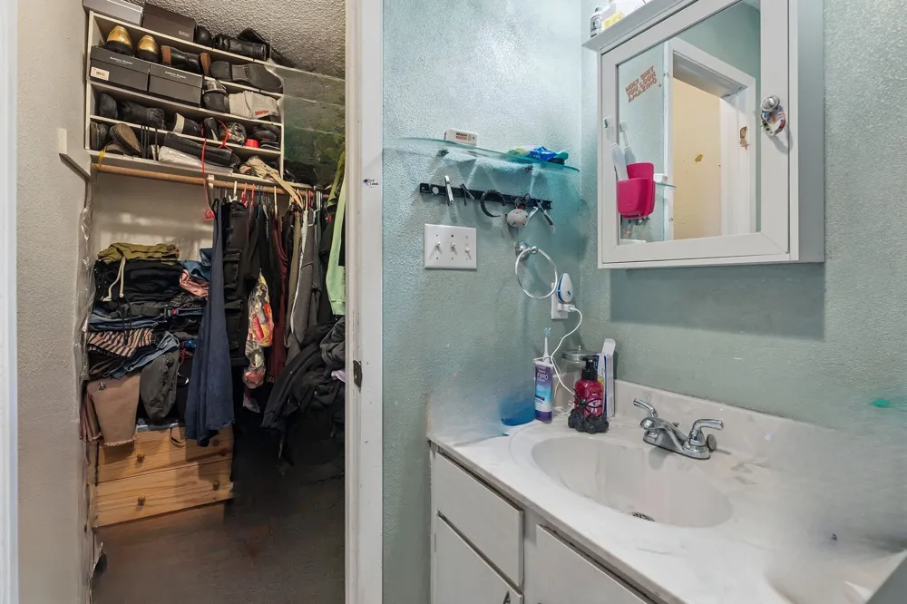 7510 St Amant Place Austin, TX 78749