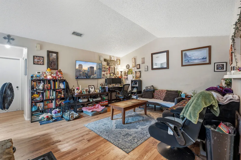 7510 St Amant Place Austin, TX 78749