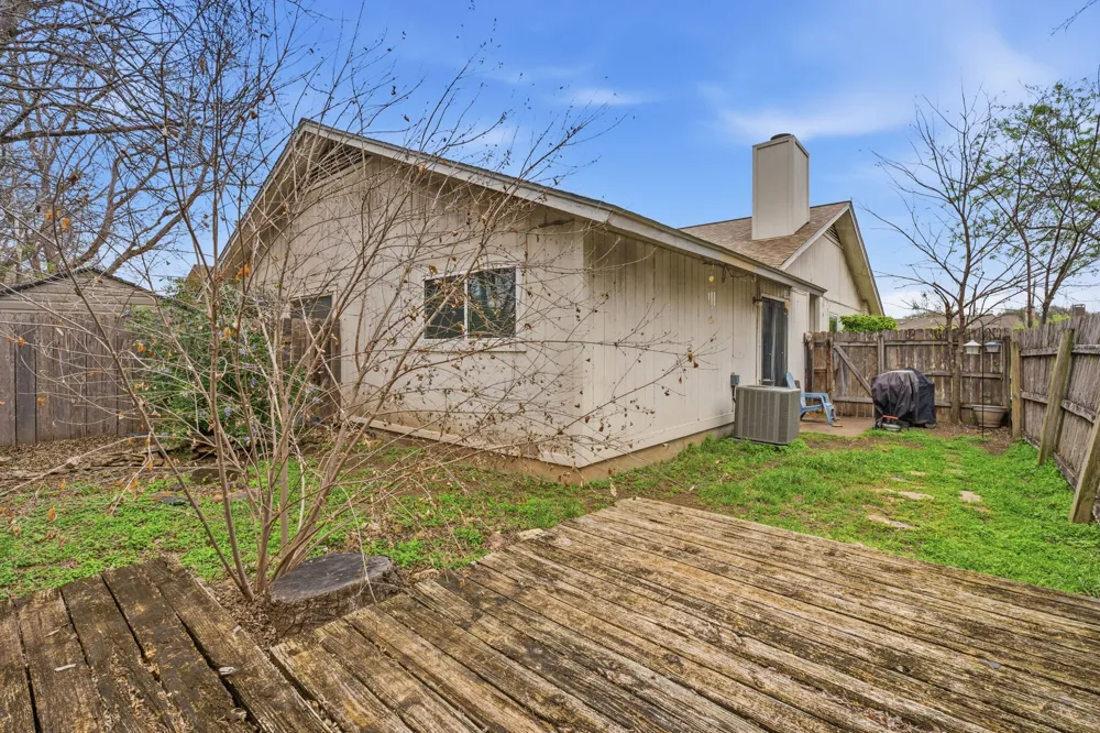 7510 St Amant Place Austin, TX 78749