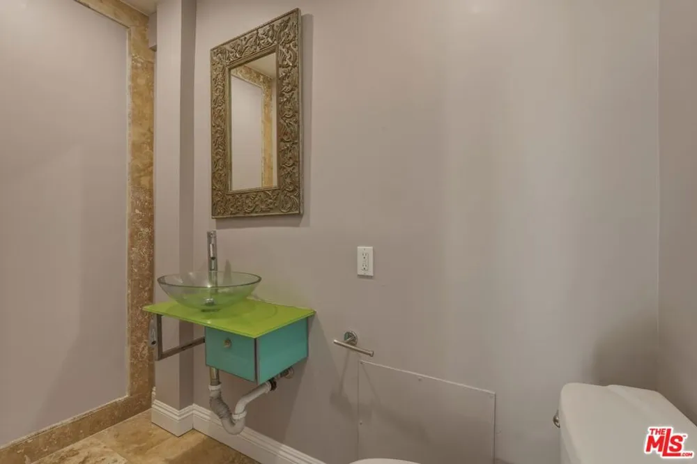 1301 Orange Grove Avenue Los Angeles, CA 90046