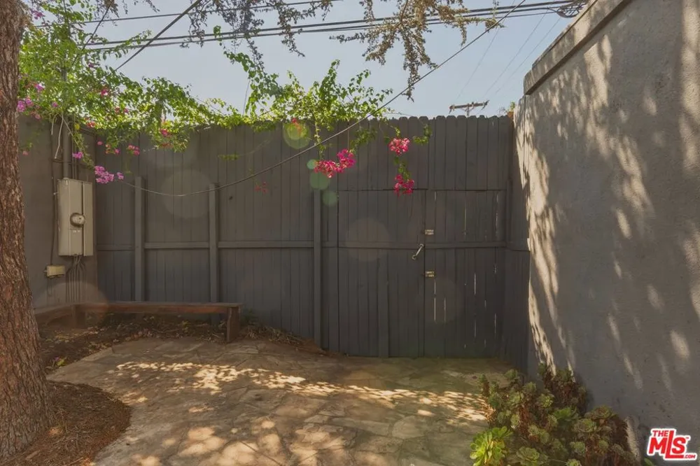 1301 Orange Grove Avenue Los Angeles, CA 90046