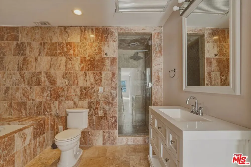 1301 Orange Grove Avenue Los Angeles, CA 90046