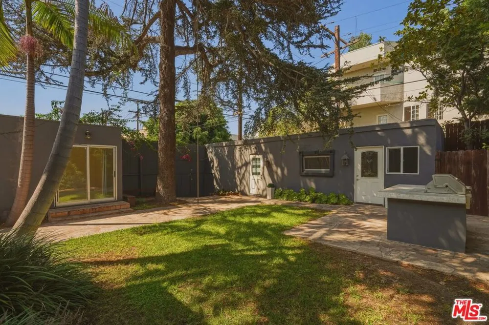 1301 Orange Grove Avenue Los Angeles, CA 90046