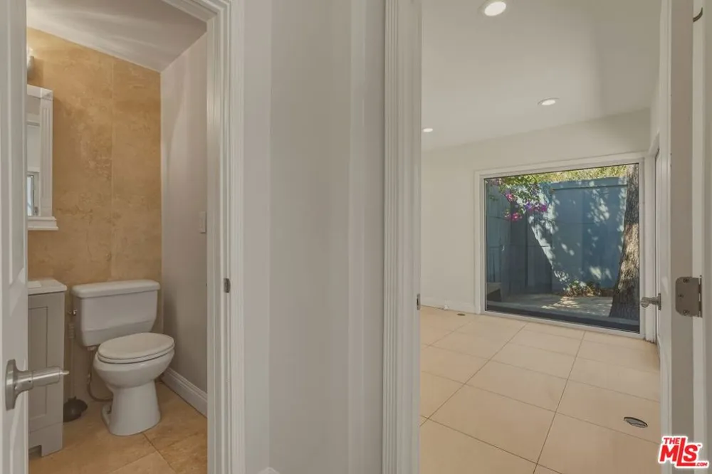 1301 Orange Grove Avenue Los Angeles, CA 90046