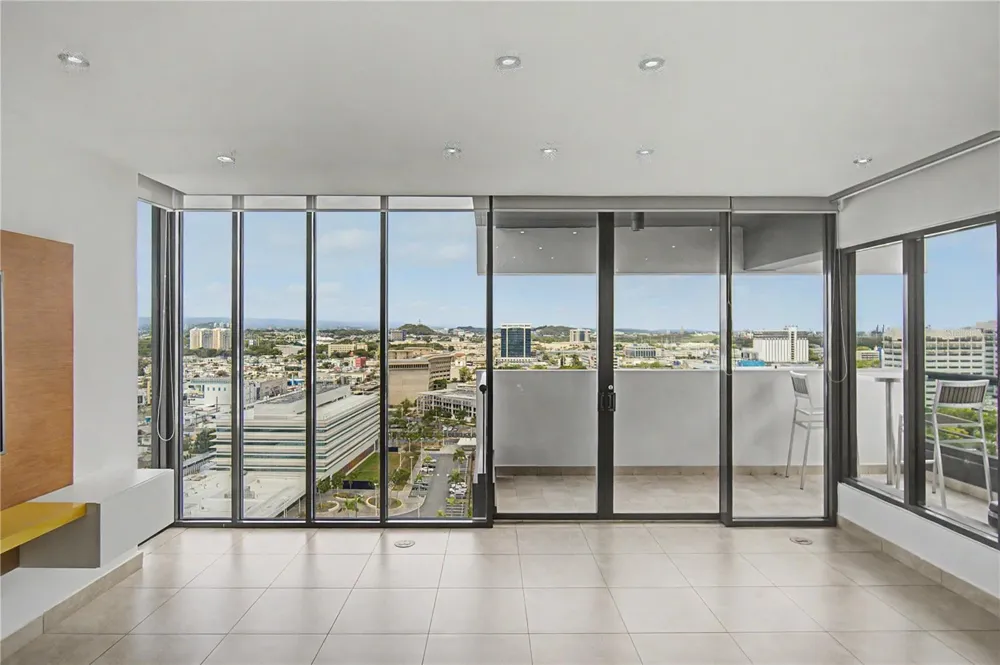 120 AVE CARLOS E. CHARDON #1904 San Juan, PR 00918