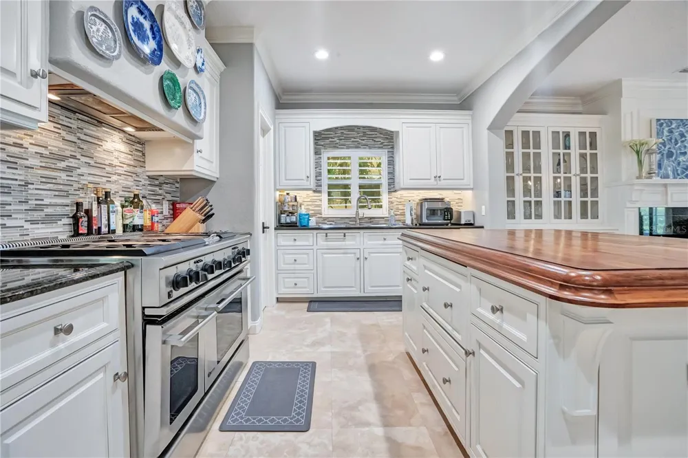 515 W 2ND AVENUE Windermere, FL 34786