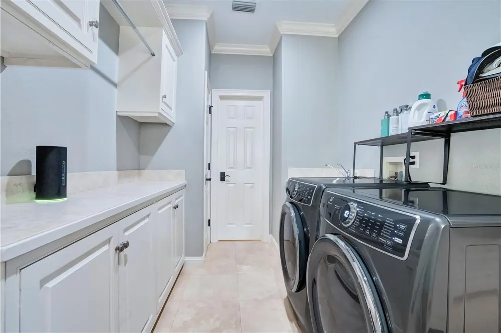 515 W 2ND AVENUE Windermere, FL 34786