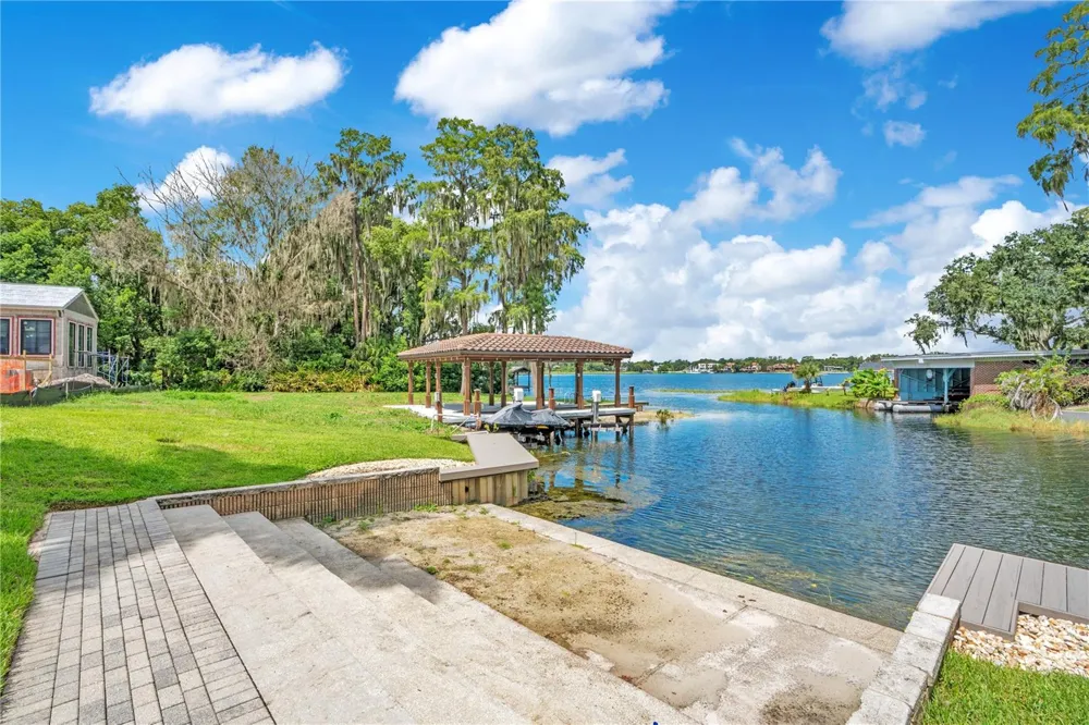 515 W 2ND AVENUE Windermere, FL 34786