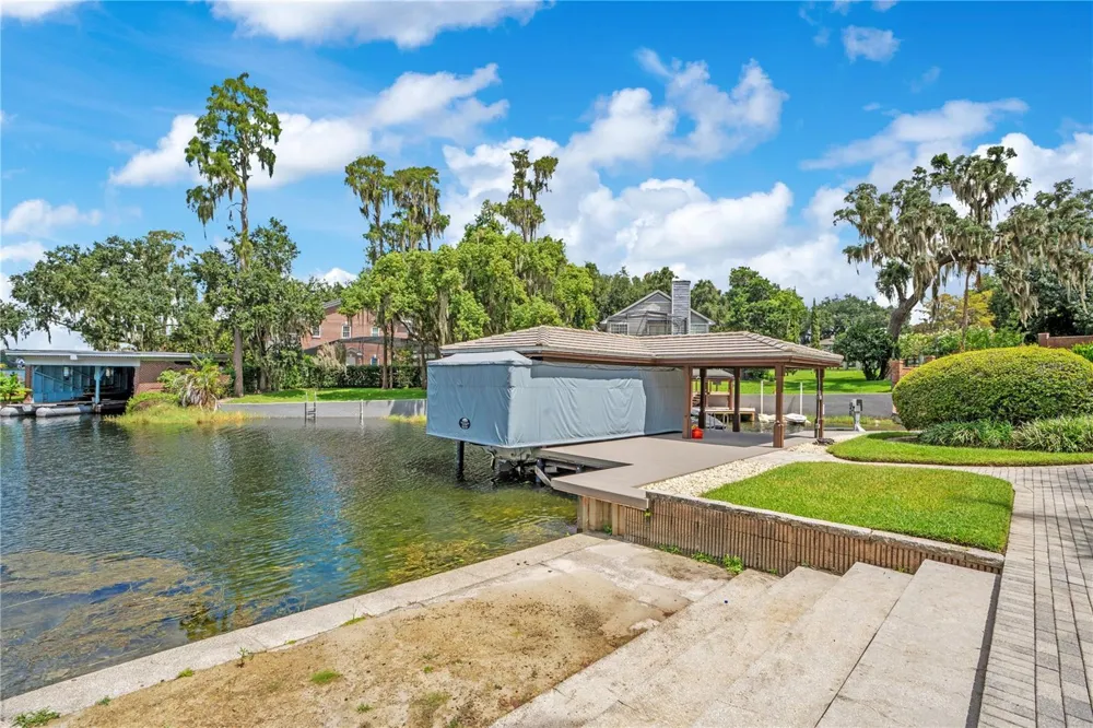 515 W 2ND AVENUE Windermere, FL 34786