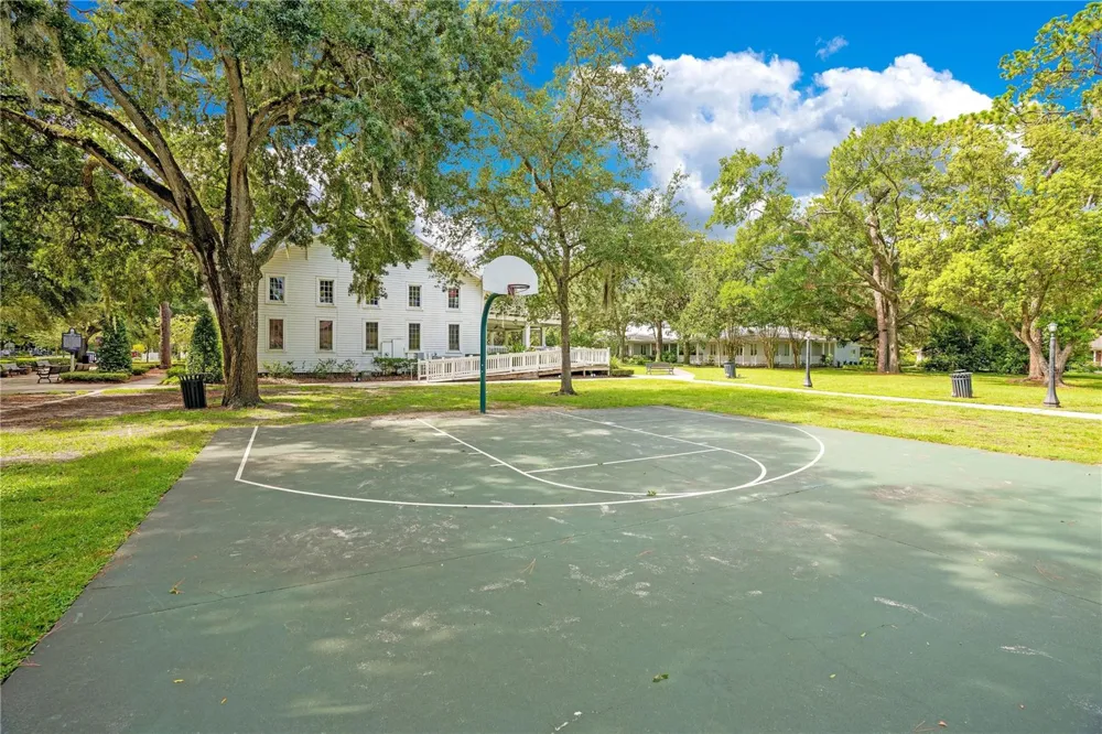515 W 2ND AVENUE Windermere, FL 34786