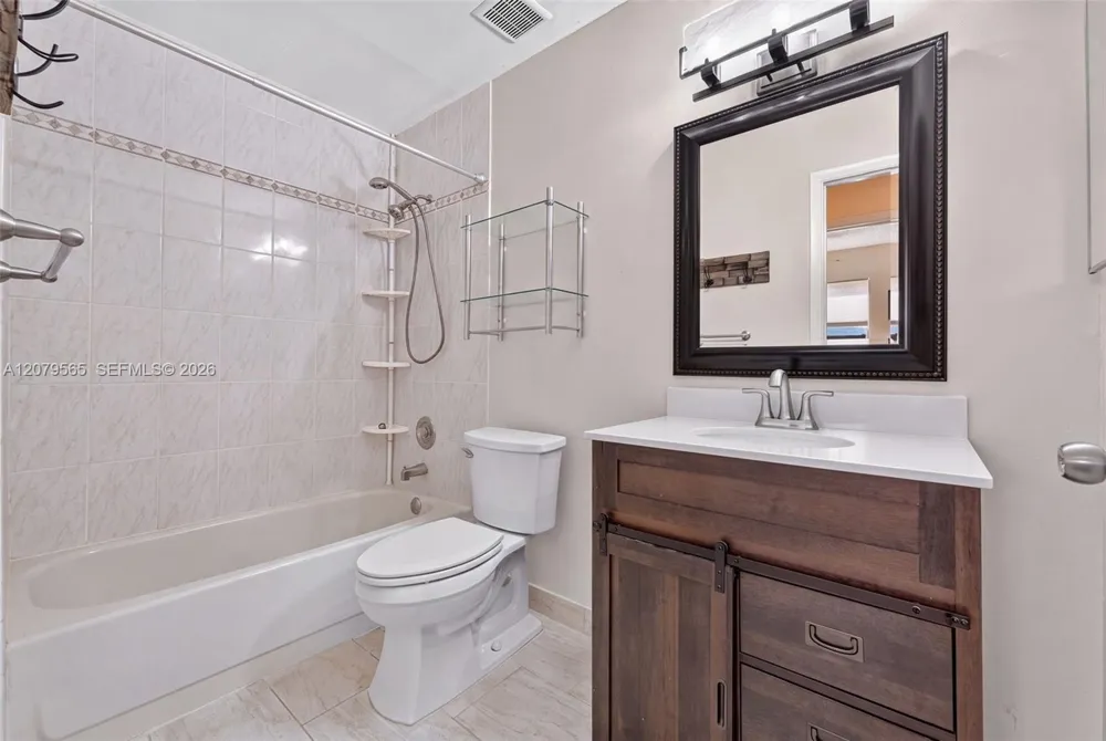 7508 SW 6th Ct North Lauderdale, FL 33068
