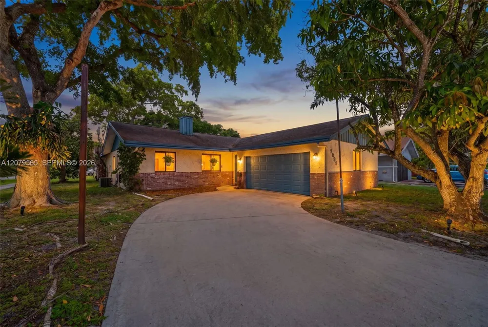 7508 SW 6th Ct North Lauderdale, FL 33068