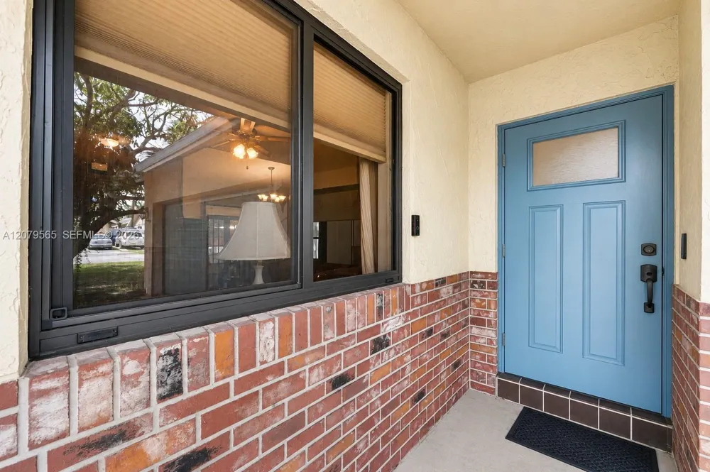 7508 SW 6th Ct North Lauderdale, FL 33068