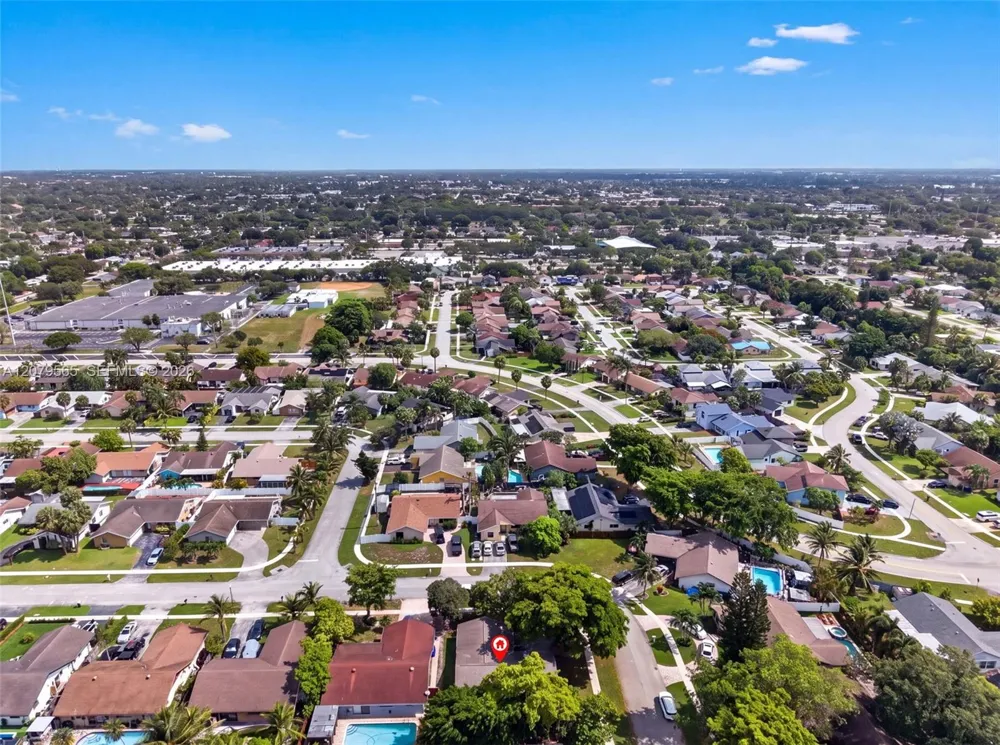 7508 SW 6th Ct North Lauderdale, FL 33068