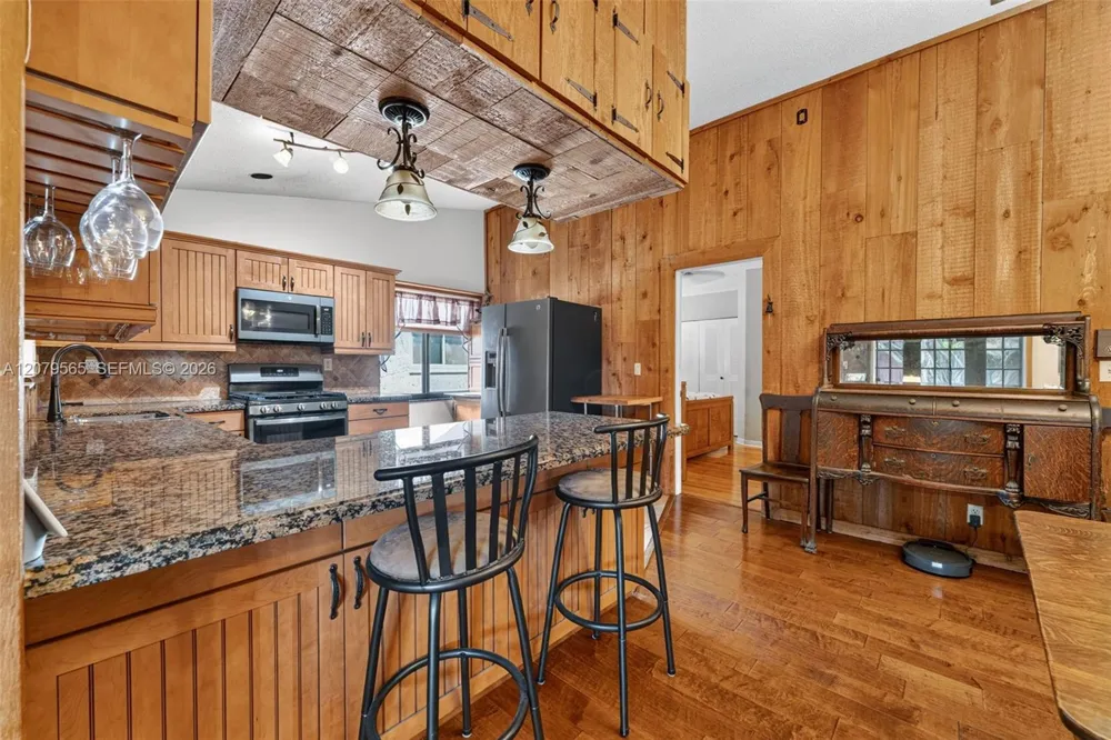 7508 SW 6th Ct North Lauderdale, FL 33068