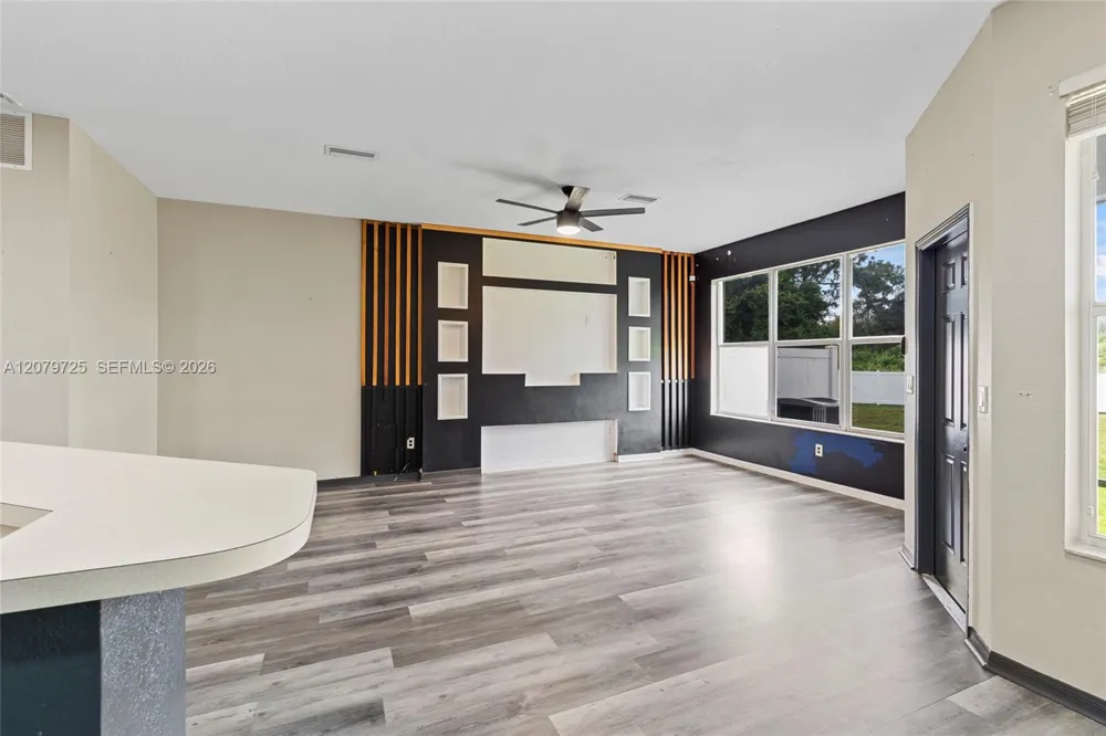 1522 Summergate Dr Other City - In The State Of Florida, FL 33594