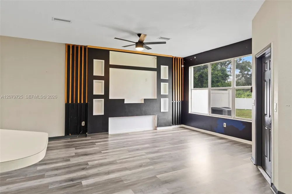 1522 Summergate Dr Other City - In The State Of Florida, FL 33594